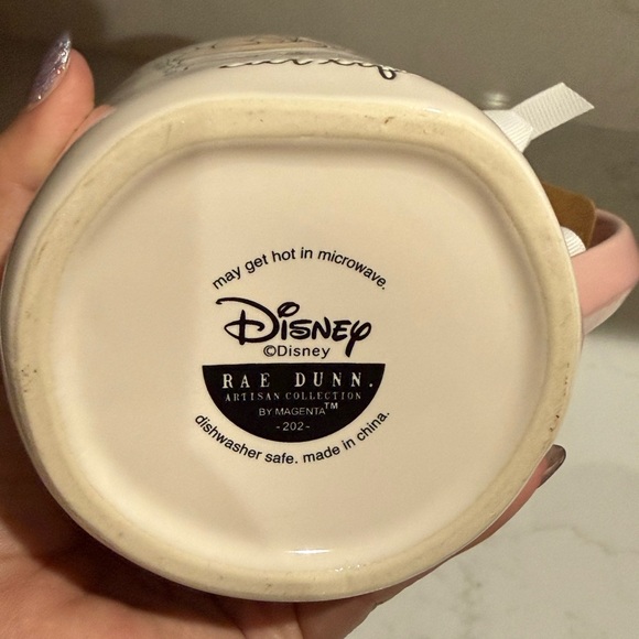 Rae Dunn x Disney x The Aristocrats “Cat Life” Mug with Pink Bow Handle - Picture 6 of 6